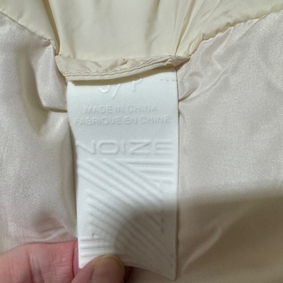 Noize Vegan Puffer Jacket NWT - Avalon - The Jilly Box - Ivory - Size Small - Picture 7 of 7